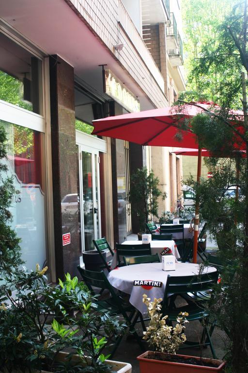 Domus Hotel Alessandria Exterior photo